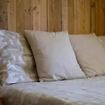 V010 - Milenium - Apartment *